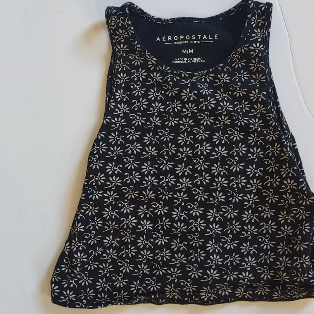 Aeropostale black & white tank